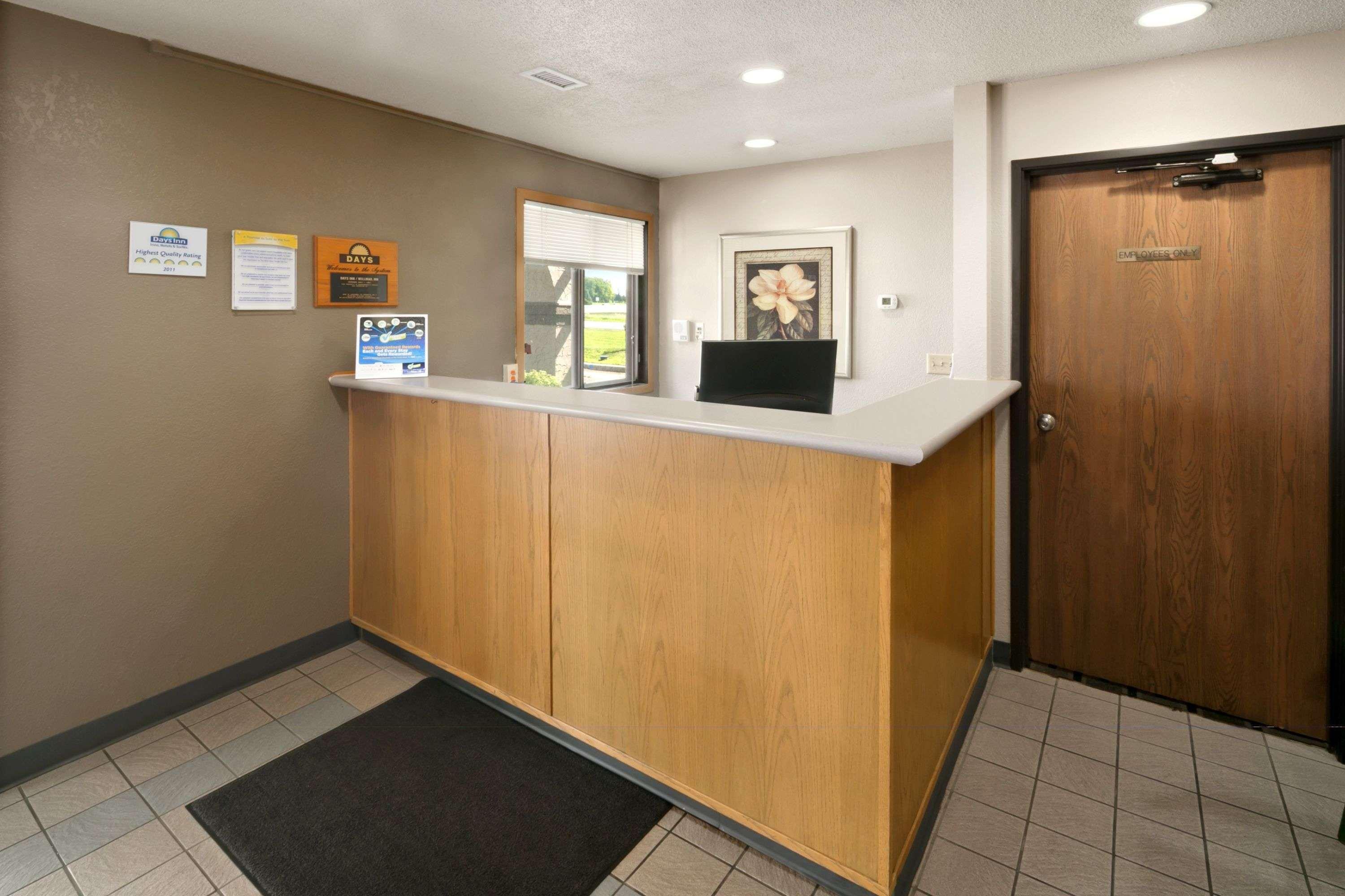 Days Inn By Wyndham Willmar Exteriör bild